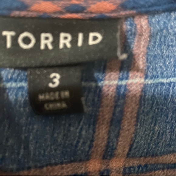 Torrid Babydoll Crinkle Gauze Crochet Inset Lace Up Top - Picture 2 of 4